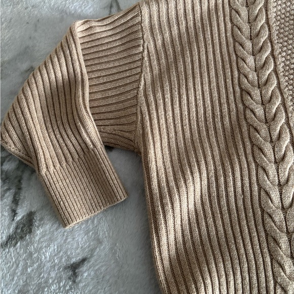 Tommy Hilfiger Beige Cable Knit Sweater - Picture 8 of 8